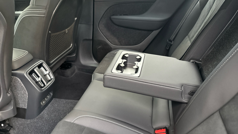 Volvo EX40 185kW Extended Range Plus 78kWh 5dr Auto Electric Estate